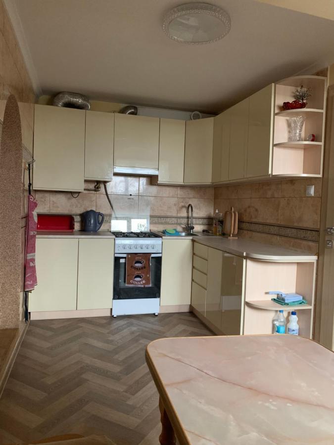 לבוב Затишна Оселя / Уютные Апартаменты / Cosy Home מראה חיצוני תמונה